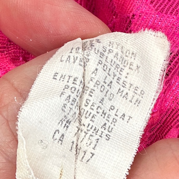 Vintage hot pink Betsey Johnson lace camisole with adjustable straps - Picture 5 of 7